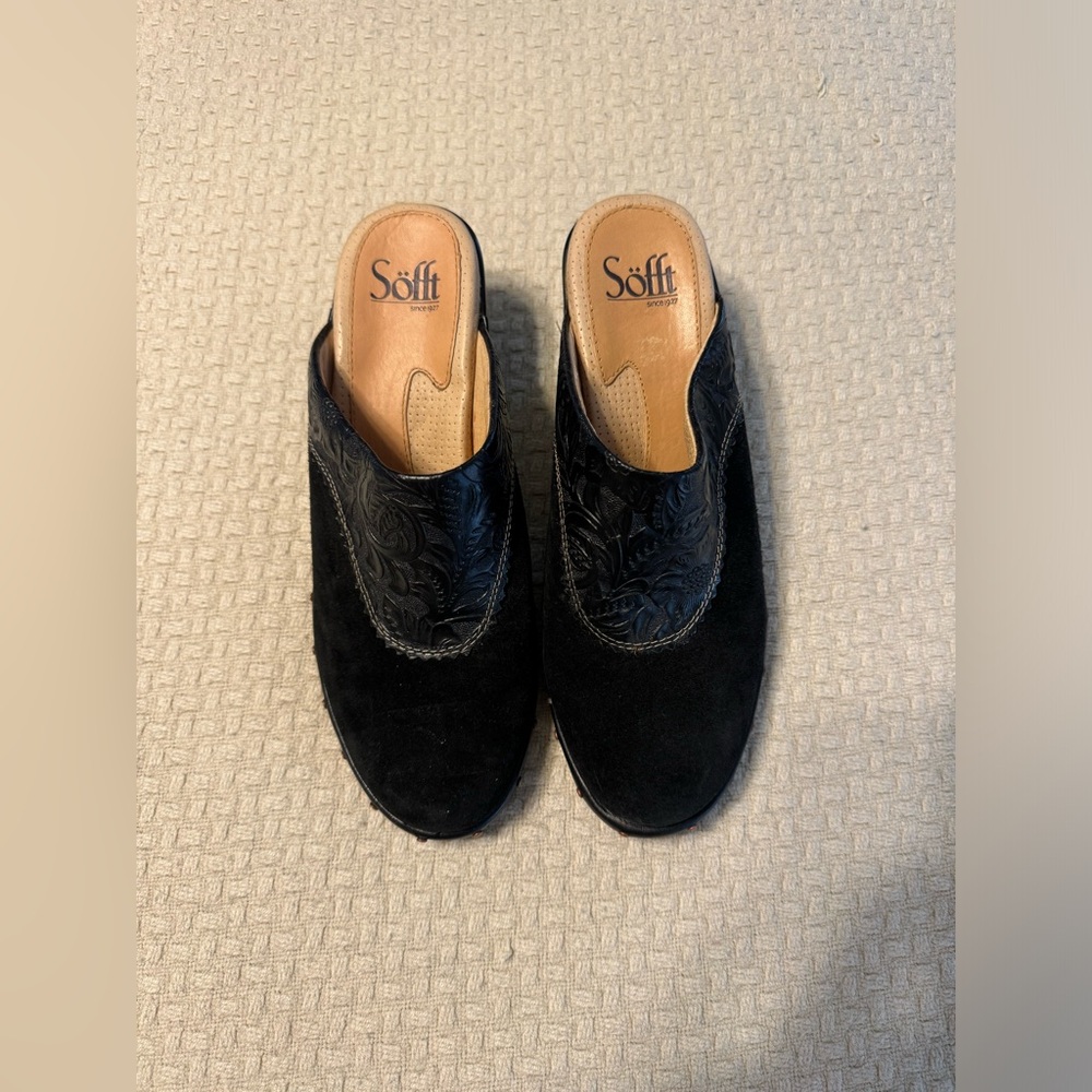 Sofft Leather Clogs Size 7